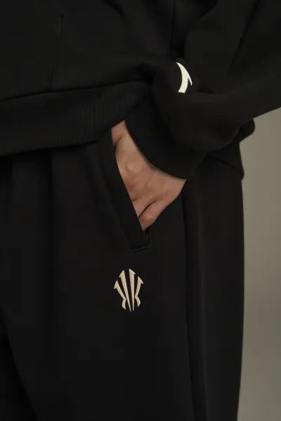 915926001763387512-1435278_18